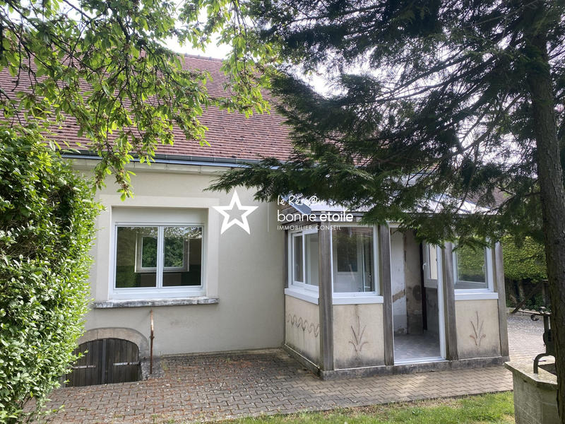 Maison - 260 m² - 11 pièces