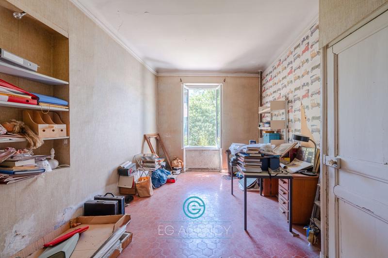 Maison - 280 m² - 7 pièces