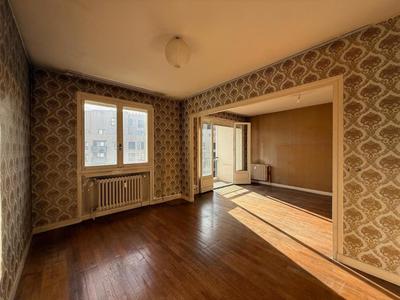 Appartement - 77 m² - 3 pièces