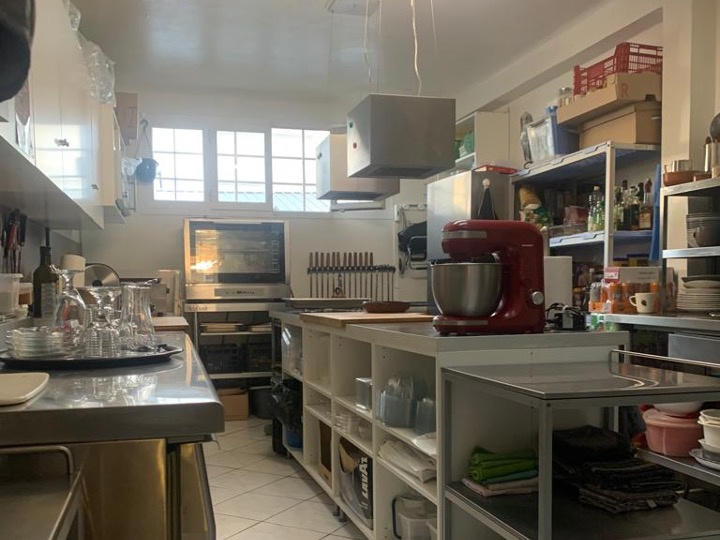 Fonds de commerce - Magasins - 62 m²