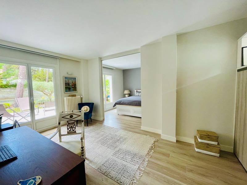 Maison - 196 m² - 8 pièces