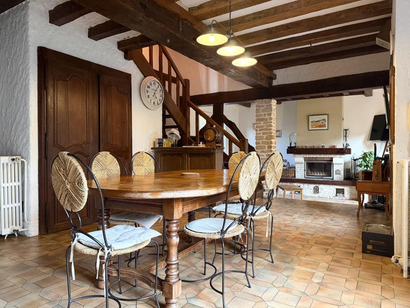 Maison - 135 m² - 6 pièces