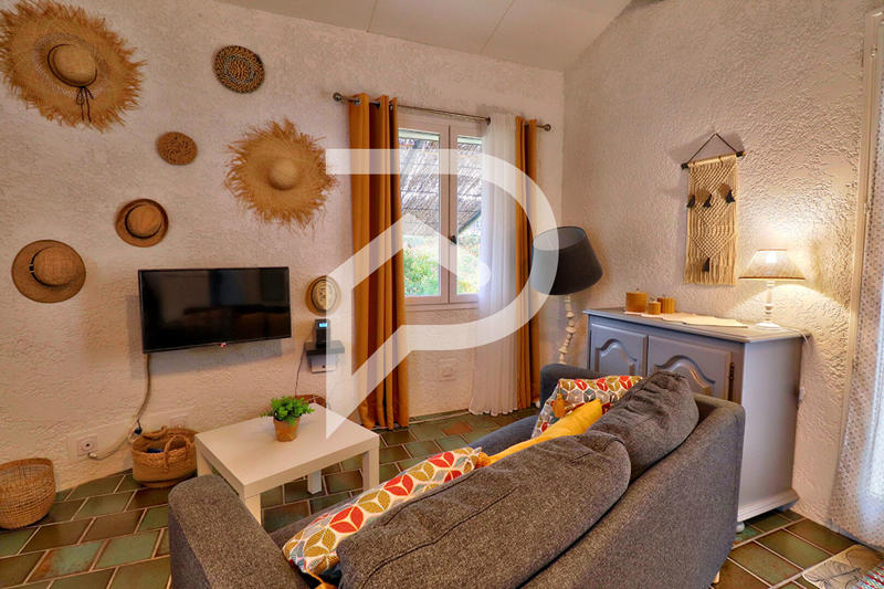 Villa - 165 m² - 9 pièces