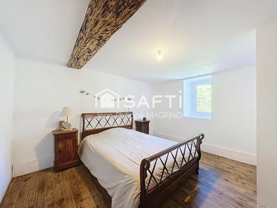 Maison - 178 m² - 5 pièces