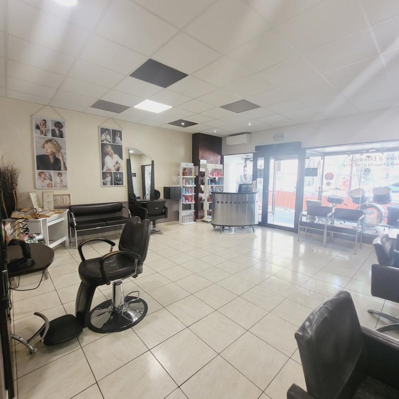 Fonds de commerce - Local commercial - 97 m²