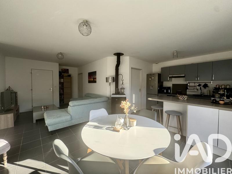 Maison - 95 m² - 4 pièces