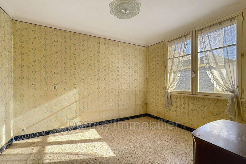 Maison - 182 m² - 8 pièces