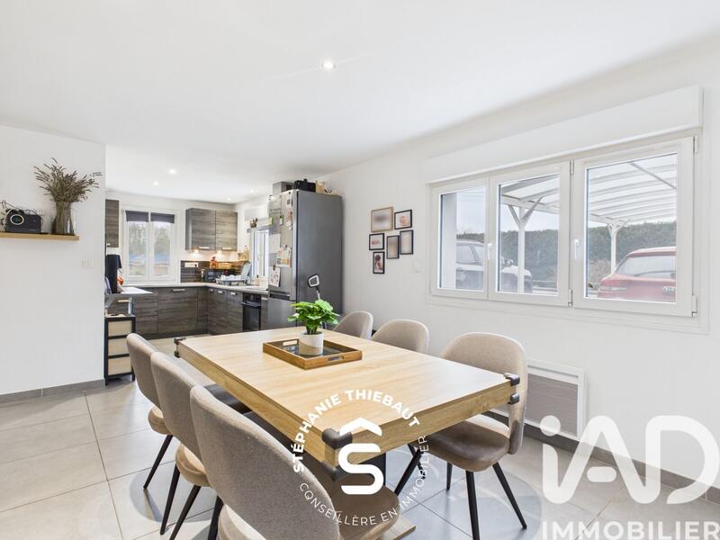 Maison - 127 m² - 6 pièces