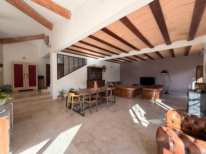 Villa - 182 m² - 5 pièces
