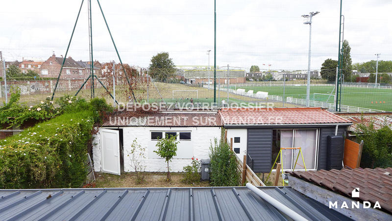 Chambre - 9 m² - 6 pièces