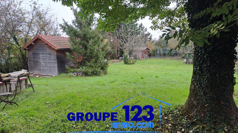 Maison - 227 m² - 7 pièces