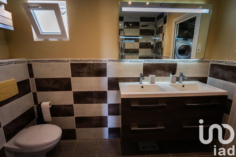 Maison - 103 m² - 5 pièces