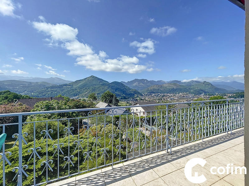 Maison - 185 m² - 6 pièces