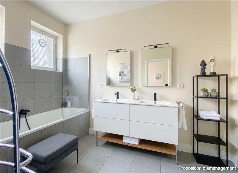 Maison traditionnelle - 130 m² - 5 pièces