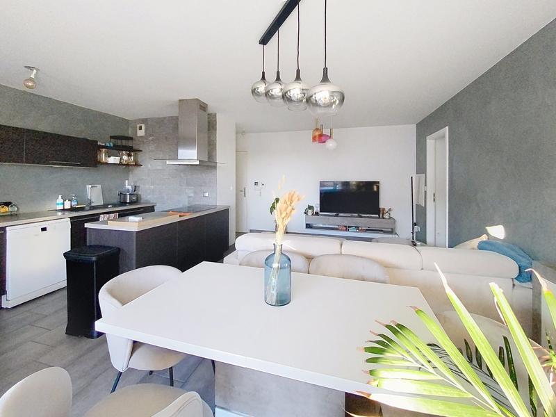 Appartement - 65 m² - 3 pièces