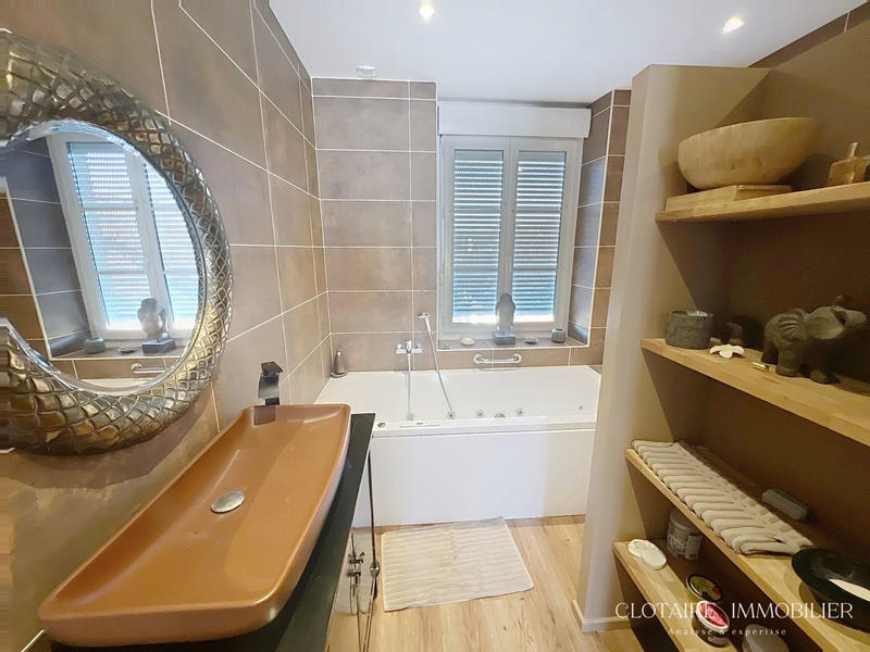 Maison - 140 m² - 5 pièces