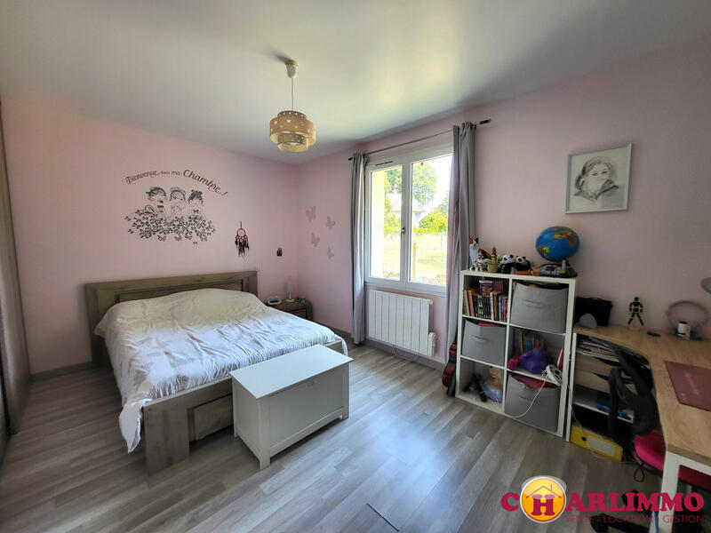 Maison traditionnelle - 117 m² - 5 pièces