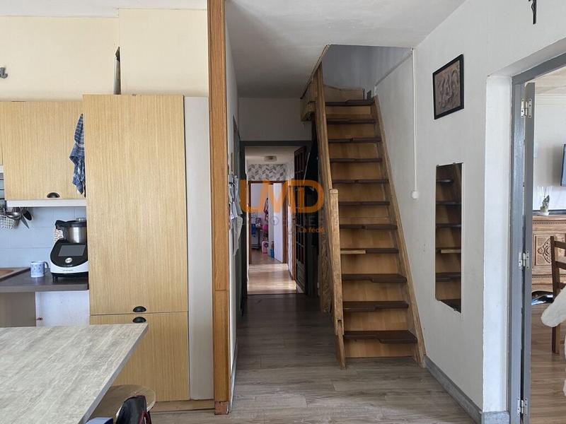 Maison - 195 m² - 8 pièces