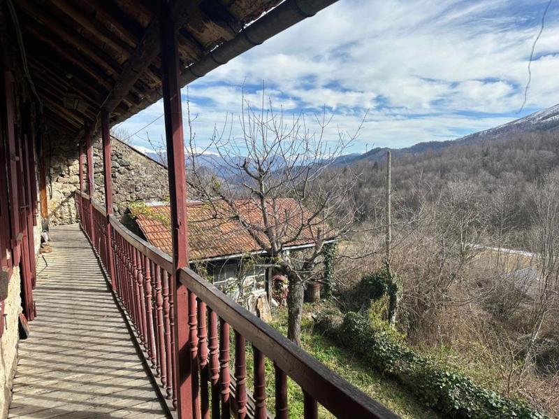 Maison - 185 m² - 6 pièces