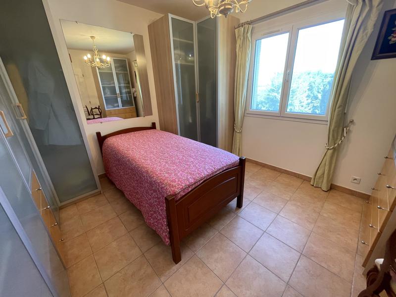 Villa - 180 m² - 6 pièces