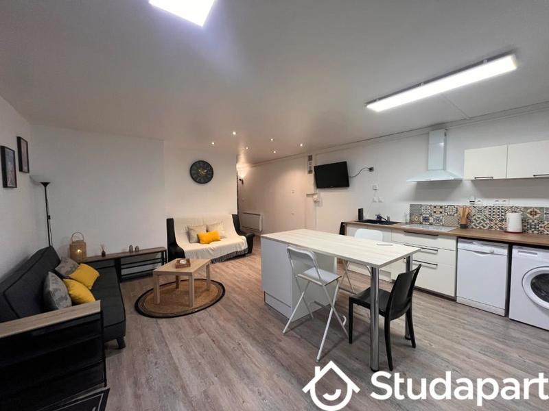 Chambre - 16 m² - 1 pièce