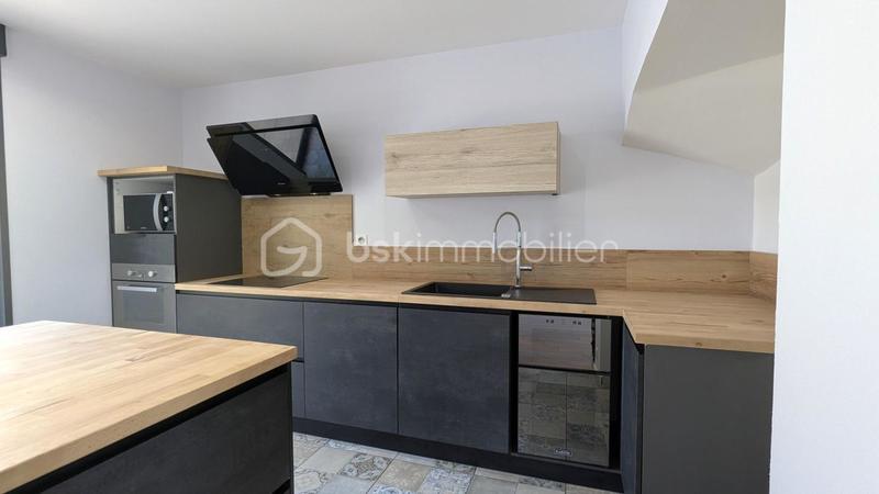 Maison traditionnelle - 86 m² - 4 pièces