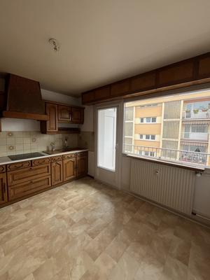 Appartement - 97 m² - 3 pièces