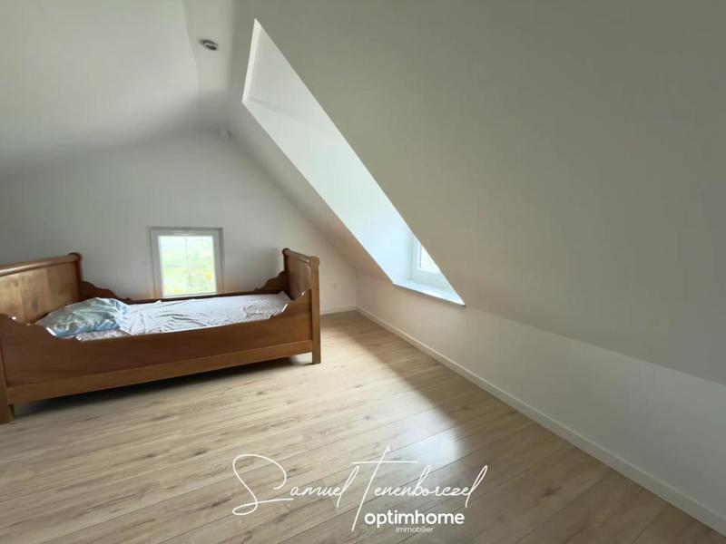 Propriété - 330 m² - 6 pièces