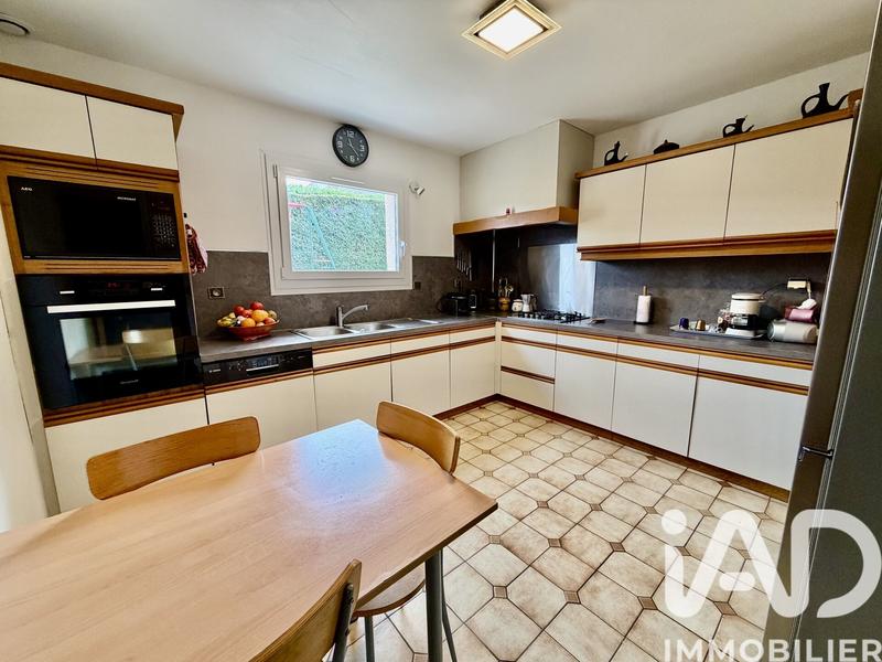 Maison - 139 m² - 5 pièces