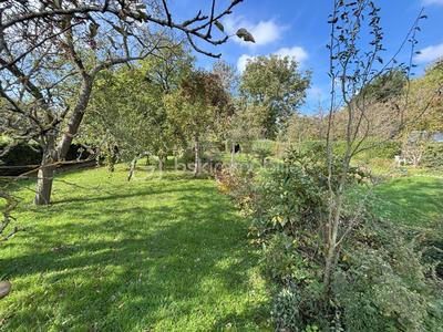 Maison - 230 m² - 7 pièces