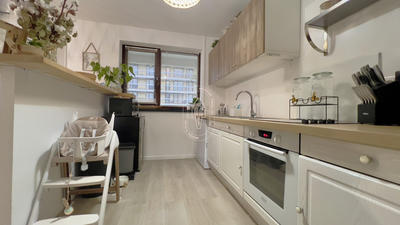 Appartement - 90 m² - 3 pièces