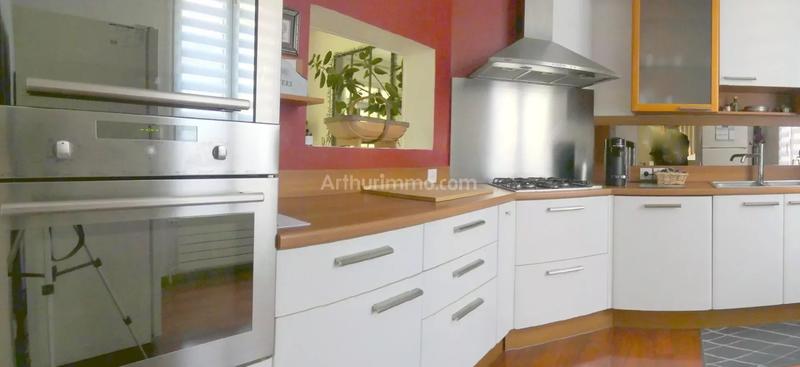 Maison - 140 m² - 8 pièces