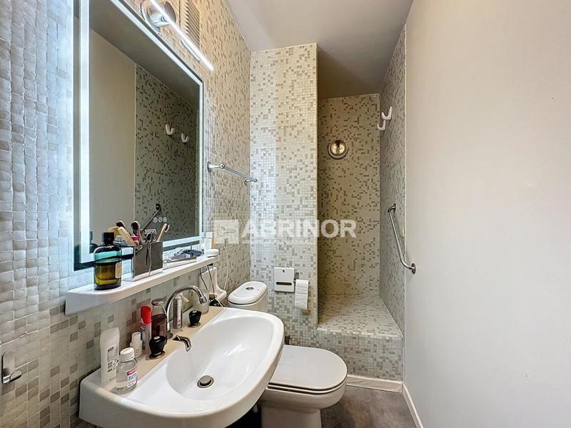 Appartement - 131 m² - 6 pièces