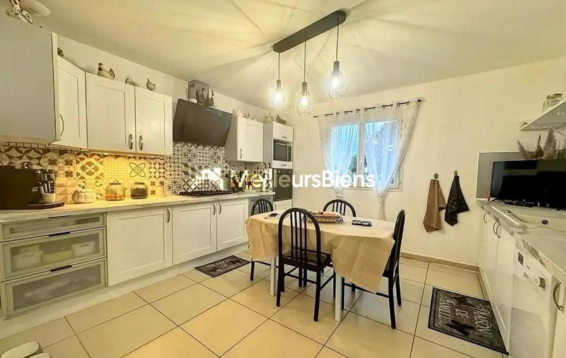 Maison - 128 m² - 4 pièces