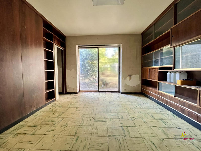 Maison - 231 m² - 8 pièces