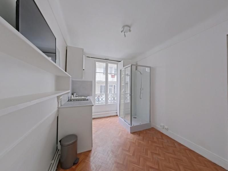 Chambre - 9 m² - 1 pièce