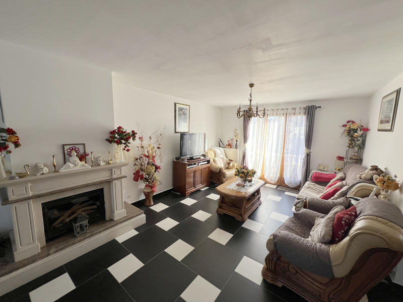 Maison - 154 m² - 8 pièces