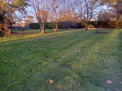 Terrain constructible - 1 500 m²