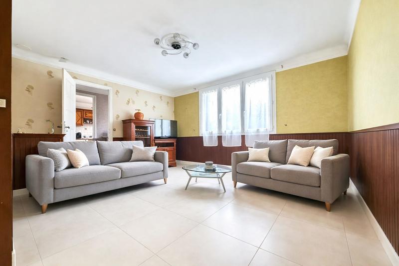 Maison traditionnelle - 91 m² - 4 pièces