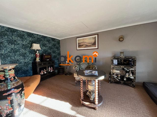 Maison - 203 m² - 10 pièces