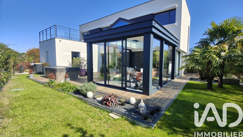 Maison de maîtres - 138 m² - 4 pièces