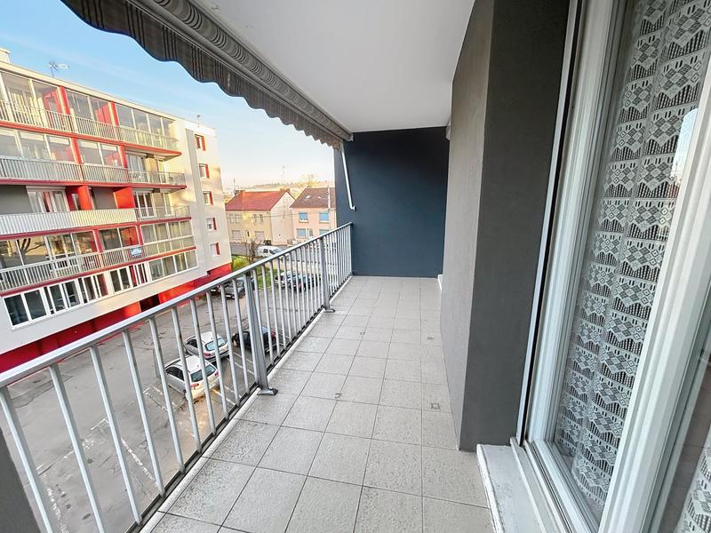 Appartement - 92 m² - 5 pièces