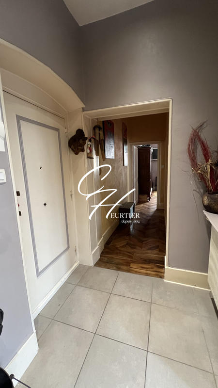 Appartement - 96 m² - 4 pièces