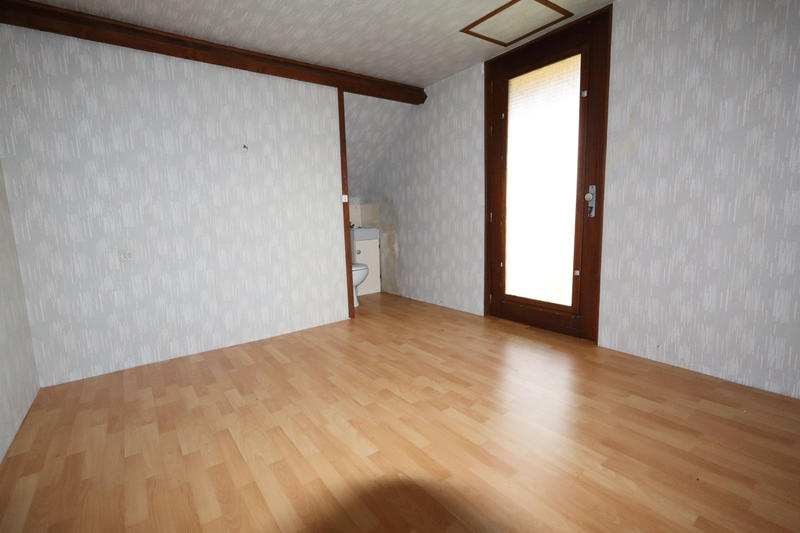 Maison - 98 m² - 5 pièces