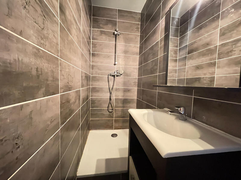 Appartement - 97 m² - 5 pièces