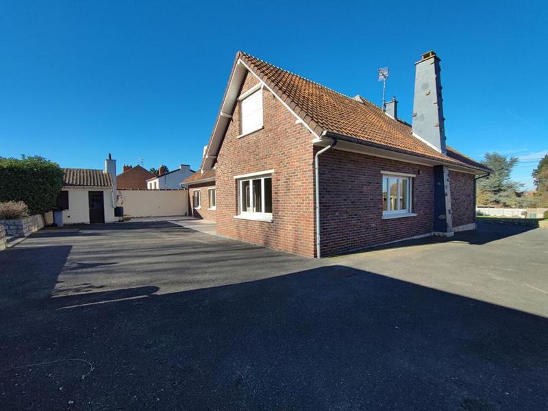 Maison - 282 m² - 10 pièces