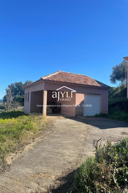 Maison - 136 m² - 5 pièces