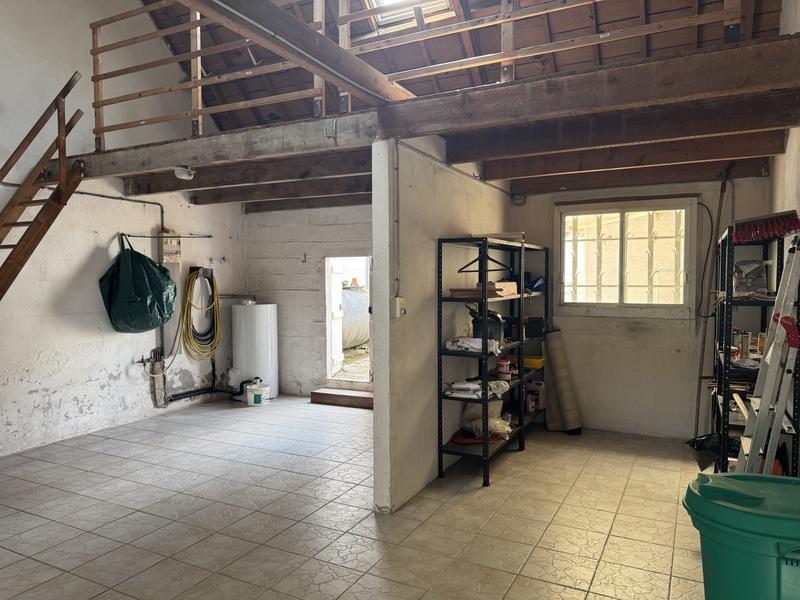 Maison - 145 m² - 9 pièces