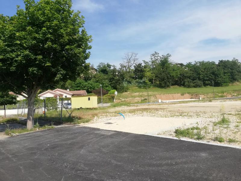 Terrain constructible