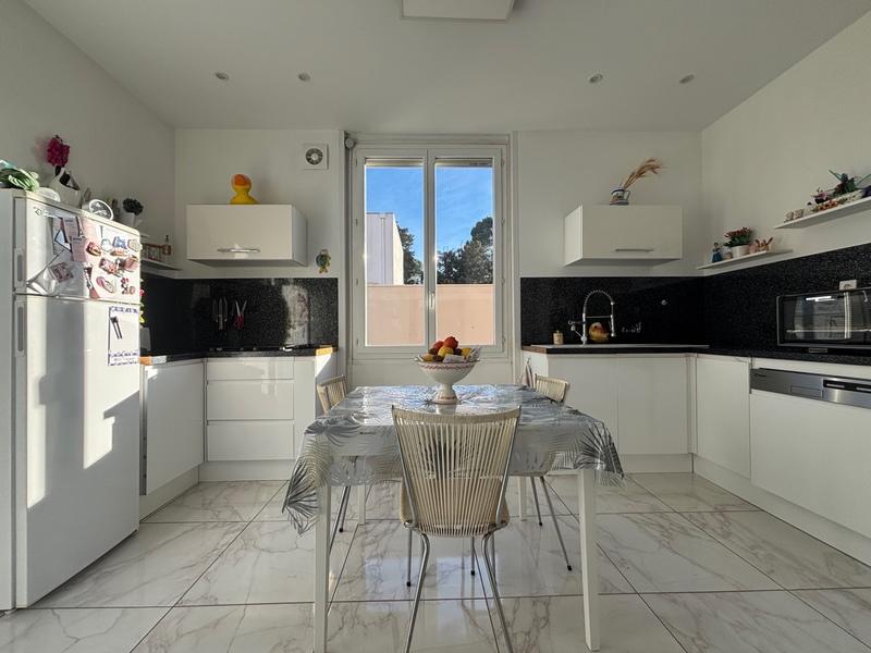 Maison - 138 m² - 5 pièces